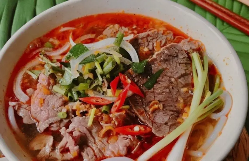 Hình ảnh Bún Thái Bò Tái