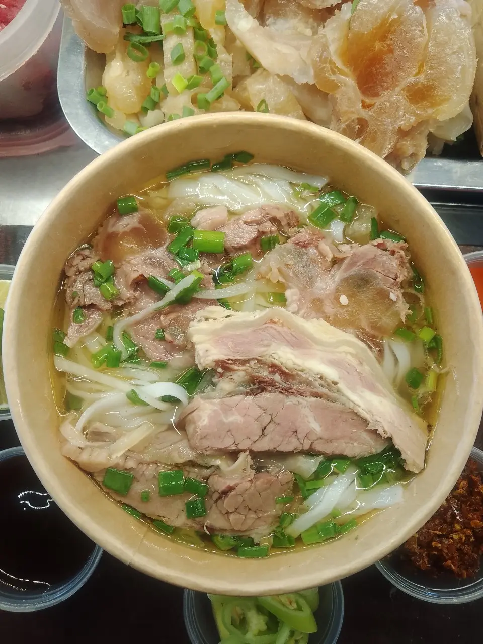 Hình ảnh Phở tái nạm gân