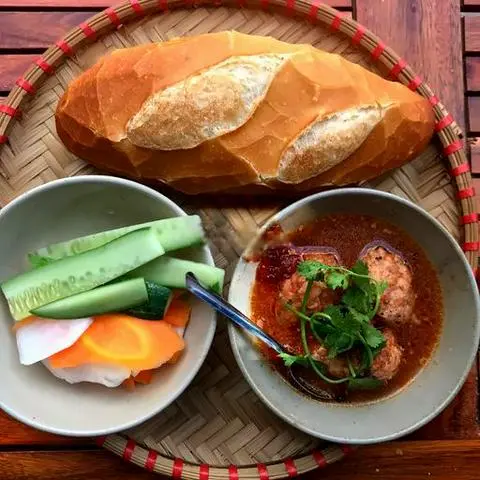 Hình ảnh Bánh mì xíu mại (đóng hộp )