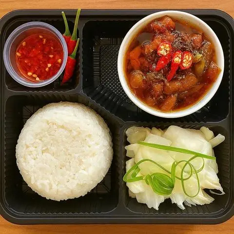 Hình ảnh Cơm Thịt Kho Tiêu