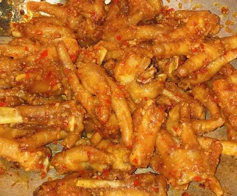 Hình ảnh Chân Gà Bơ Cay - 2hộp