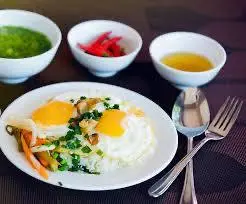 Hình ảnh Cơm Ốp La Hai Trứng