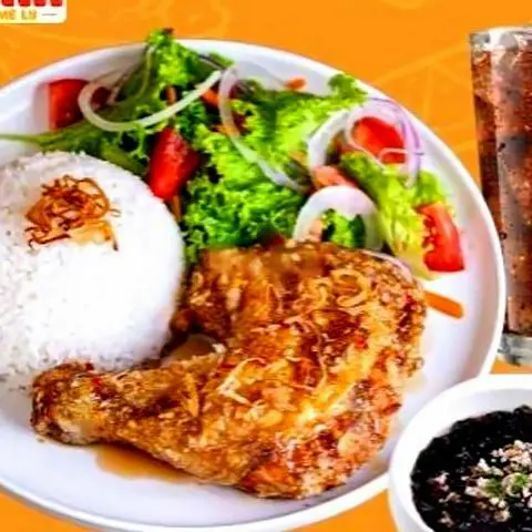 Hình ảnh Combo Cơm Đùi Gà Góc Tư Sốt Cay