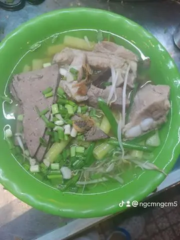 Hình ảnh Nuôi thập cẩm sườn 