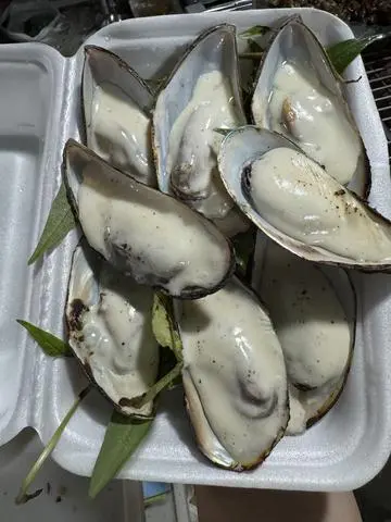 Hình ảnh Vẹm nướng phô mai