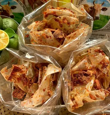 Hình ảnh Bánh Tráng Muối Bò Sate Cay
