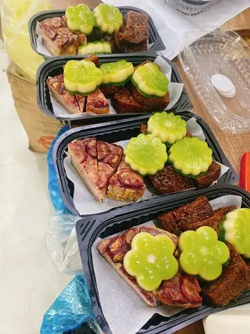 Hình ảnh bánh bò - da lợn- chuối nướng