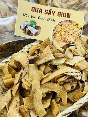 Hình ảnh Cơm Dừa Sấy Giòn 500g