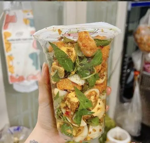 Hình ảnh De heo lắc trứng gà vữa