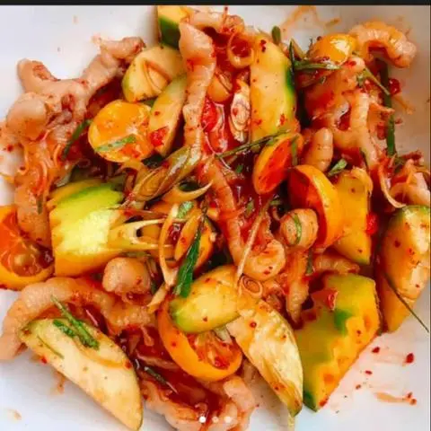 Hình ảnh chân gà sốt thái
