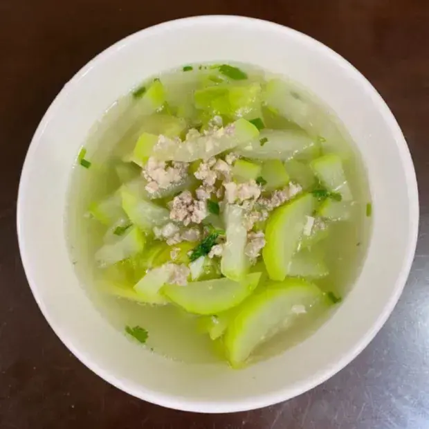 Hình ảnh Canh bầu thịt - chén