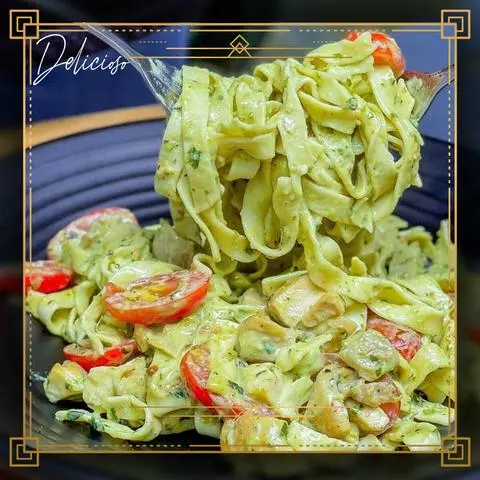 Hình ảnh Spaghetti Pesto Chicken