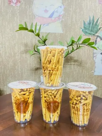 Hình ảnh BÁNH QUY QUE BƠ SỮA MẶN