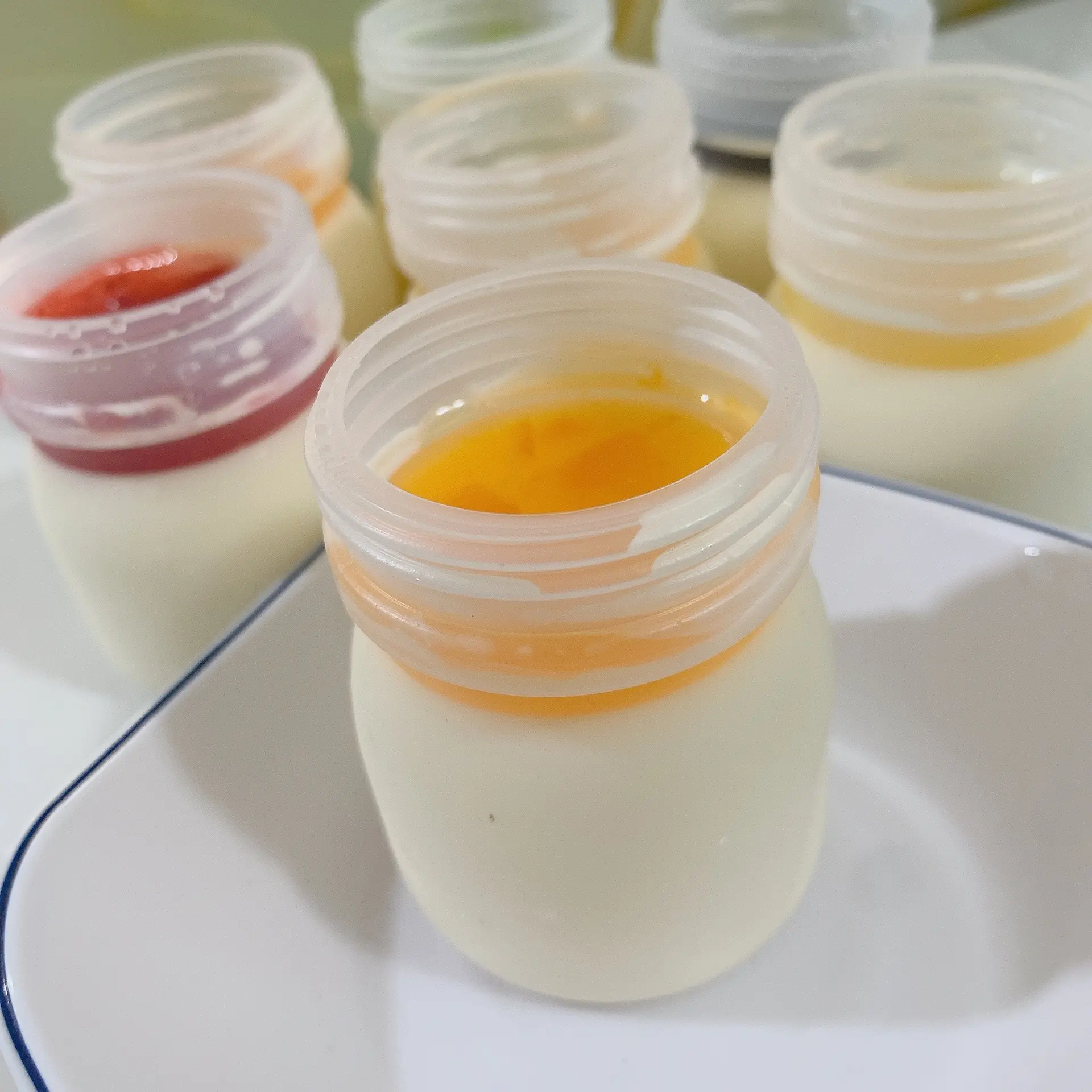 Hình ảnh Sữa chua phô mai + Xốt Đào