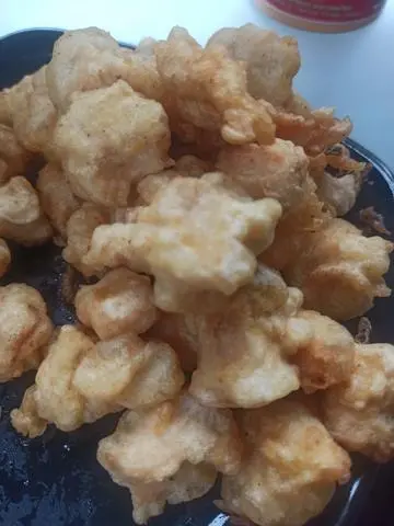 Hình ảnh Ức gà lắc sốt chua ngọt 100gr