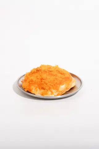 Hình ảnh Fake croissant chicken Floss - Bánh cua chà bông trứng muối