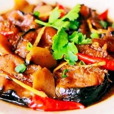 Hình ảnh Cá trê kho gừng