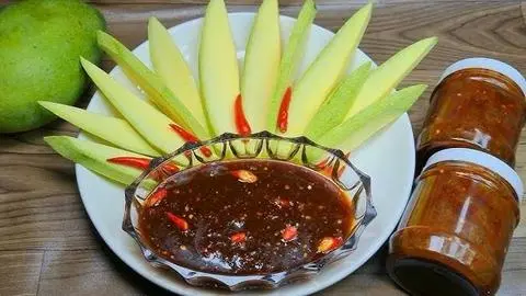 Hình ảnh Xoài giòn chấm mắm ruốc(300~400g)