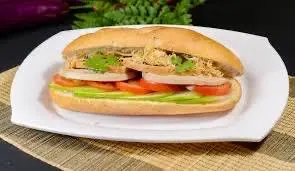 Hình ảnh Bánh mì chả lụa + ốp la