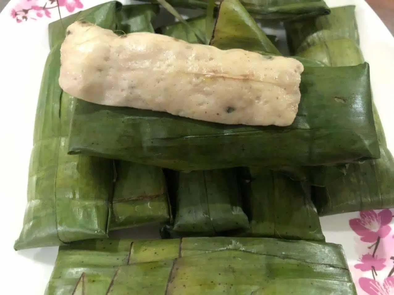 Hình ảnh Chả lá thêm