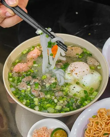 Hình ảnh Bún nước thập cẩm 