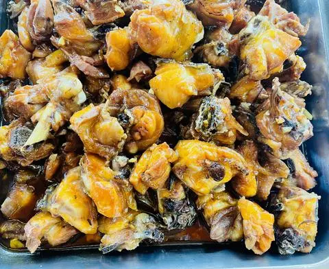 Hình ảnh Cơm Gà chiên xốt mật ong