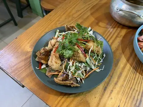 Hình ảnh Gỏi cá kiểu Thái