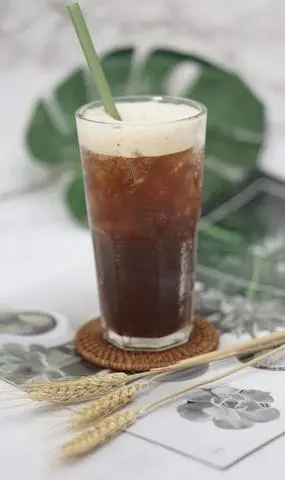 Hình ảnh Hồng trà sủi bọt
