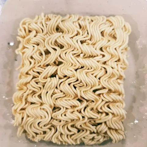 Hình ảnh Mì Gói Thêm