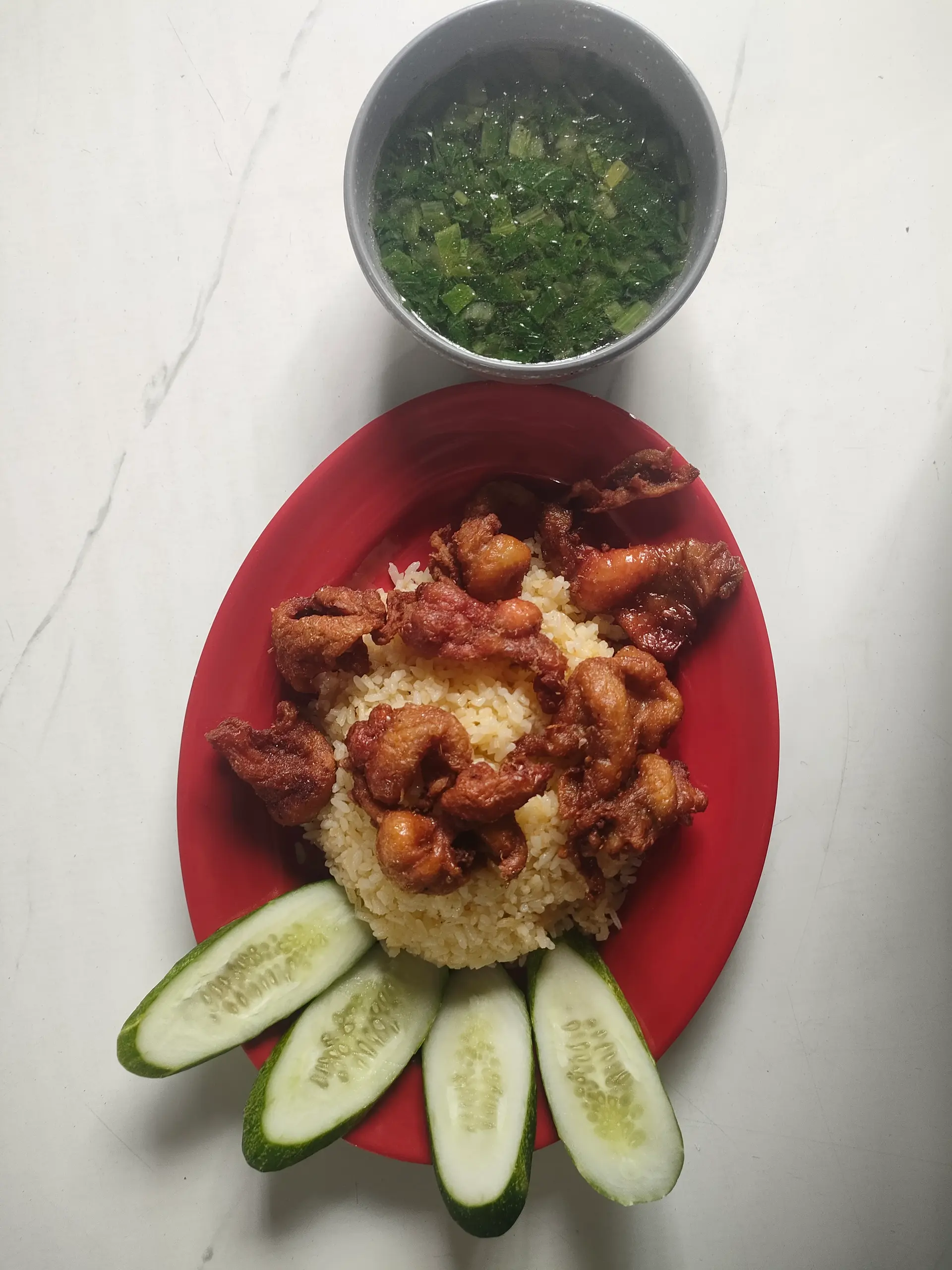 Hình ảnh cơm chiên da gà 