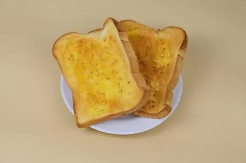 Hình ảnh Vỏ bánh nướng bơ tỏi