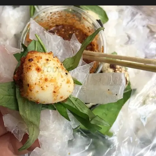 Hình ảnh Bánh tráng chấm 5 trứng cút