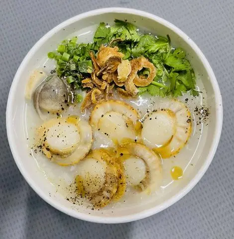 Hình ảnh Cháo Sò Điệp + Bánh Đa