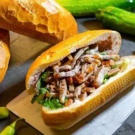 Hình ảnh bánh mì heo quay