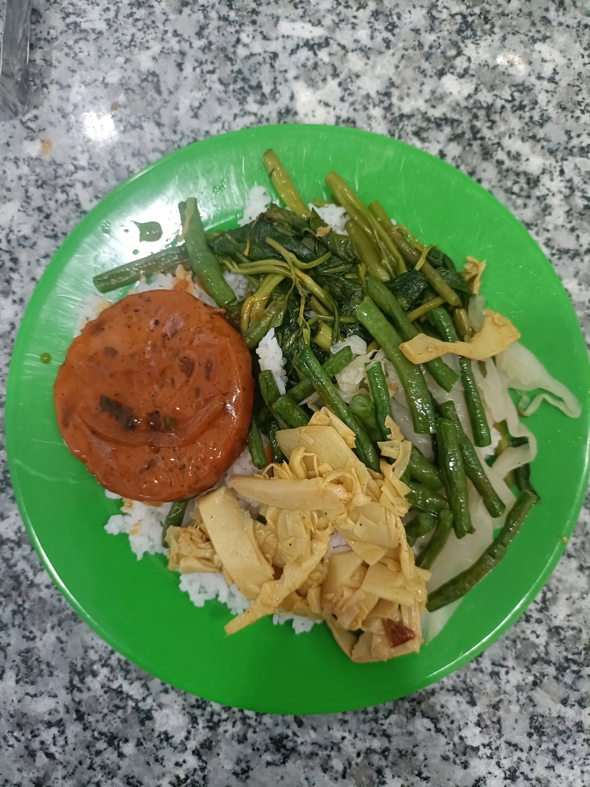 Hình ảnh Cơm chả nấm đông cô