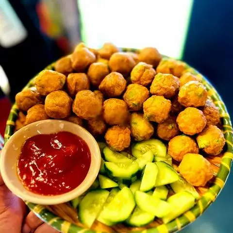 Hình ảnh Bò viên rau củ viên chiên daklak - mẹc nhỏ