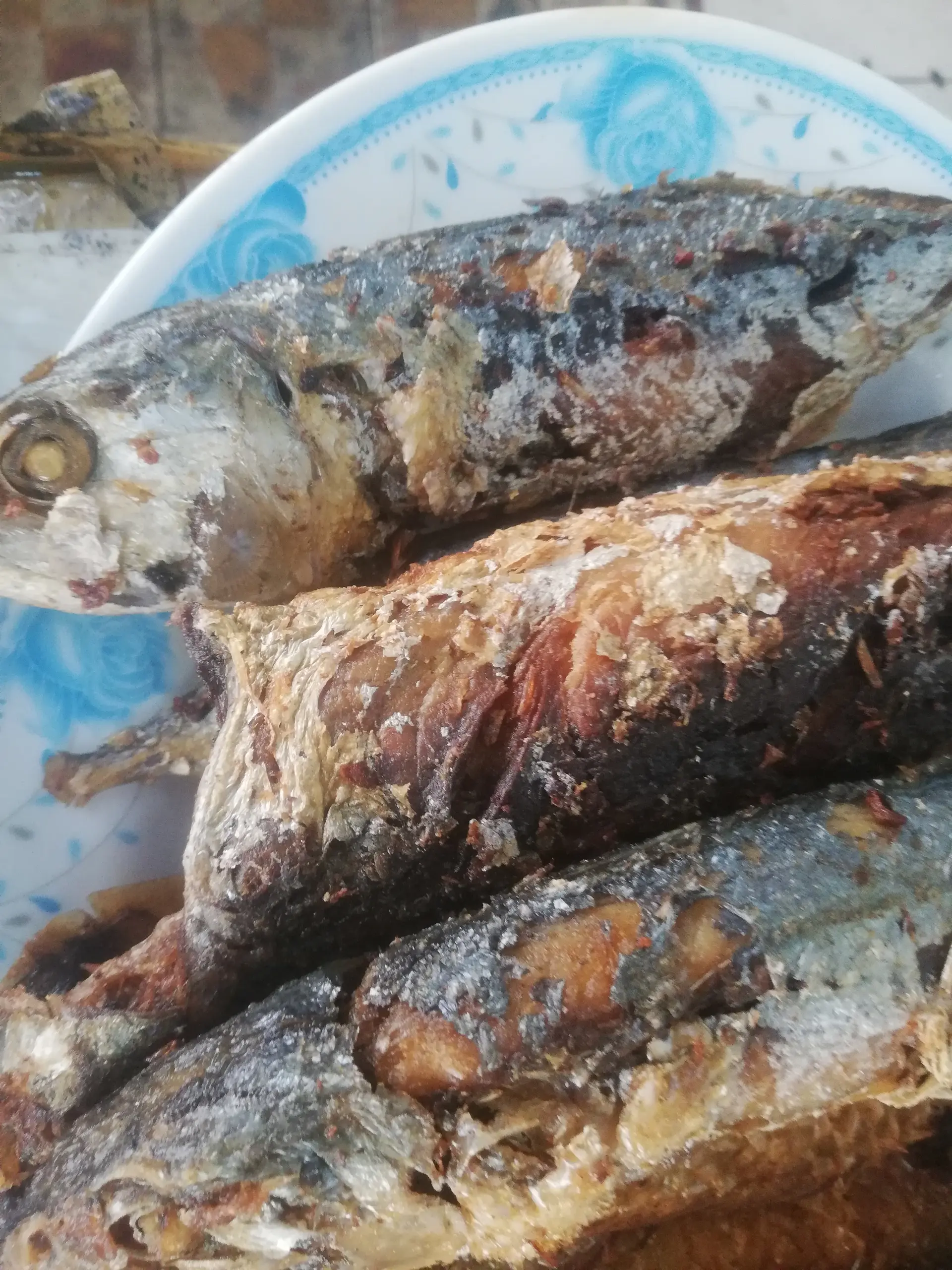 Hình ảnh Cơm cá hấp chiên 