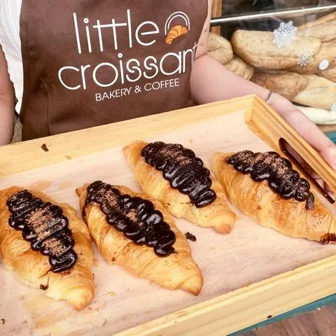 Hình ảnh Croissant Lava Chocolate Tan Chảy