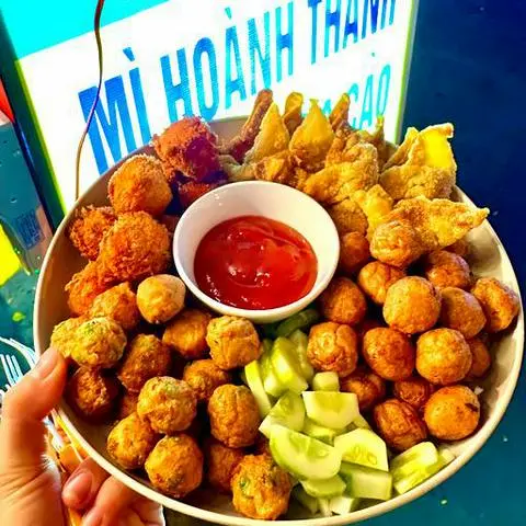 Hình ảnh Bò viên rau củ viên hoành thánh chiên - mẹc lớn