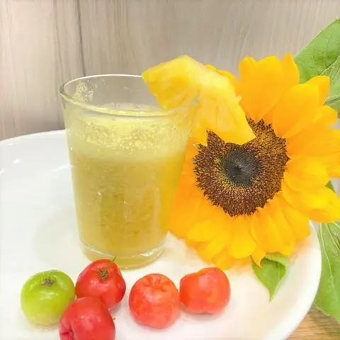 Hình ảnh Nước ép thơm sơri