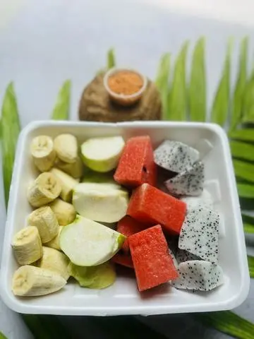 Hình ảnh Chuối Chín, Ổi, Dưa Hấu, Thanh Long Cắt Sẵn - Hộp 1Kg