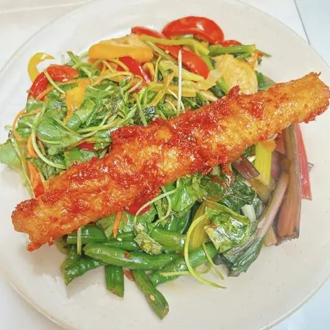 Hình ảnh Cơm Rau+Mì Căn 