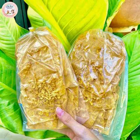 Hình ảnh Bánh Tráng Muối Tỏi Cay