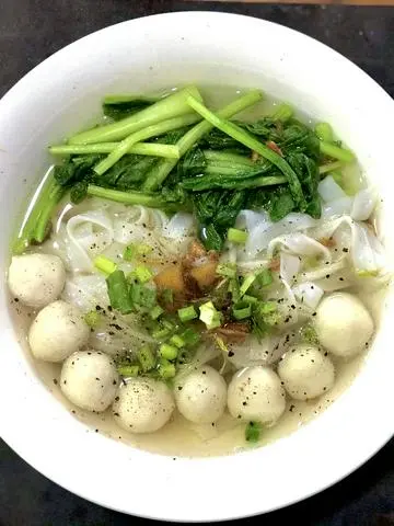 Hình ảnh Hủ tiếu cá viên