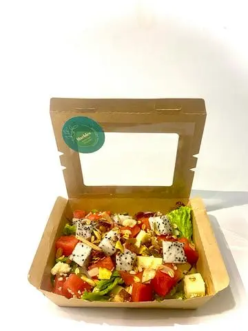 Hình ảnh Salad địa trung hải (Salad, trái cây, ngũ cốc, sốt)