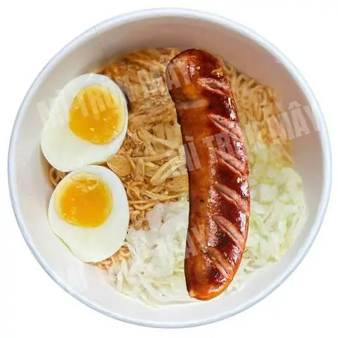 Hình ảnh Mì Trộn Xúc Xích Xông Khói 