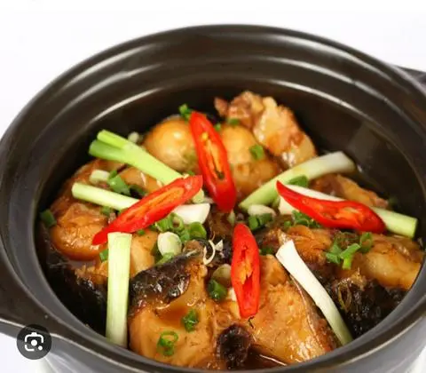 Hình ảnh Cơm Cá lăng kho 