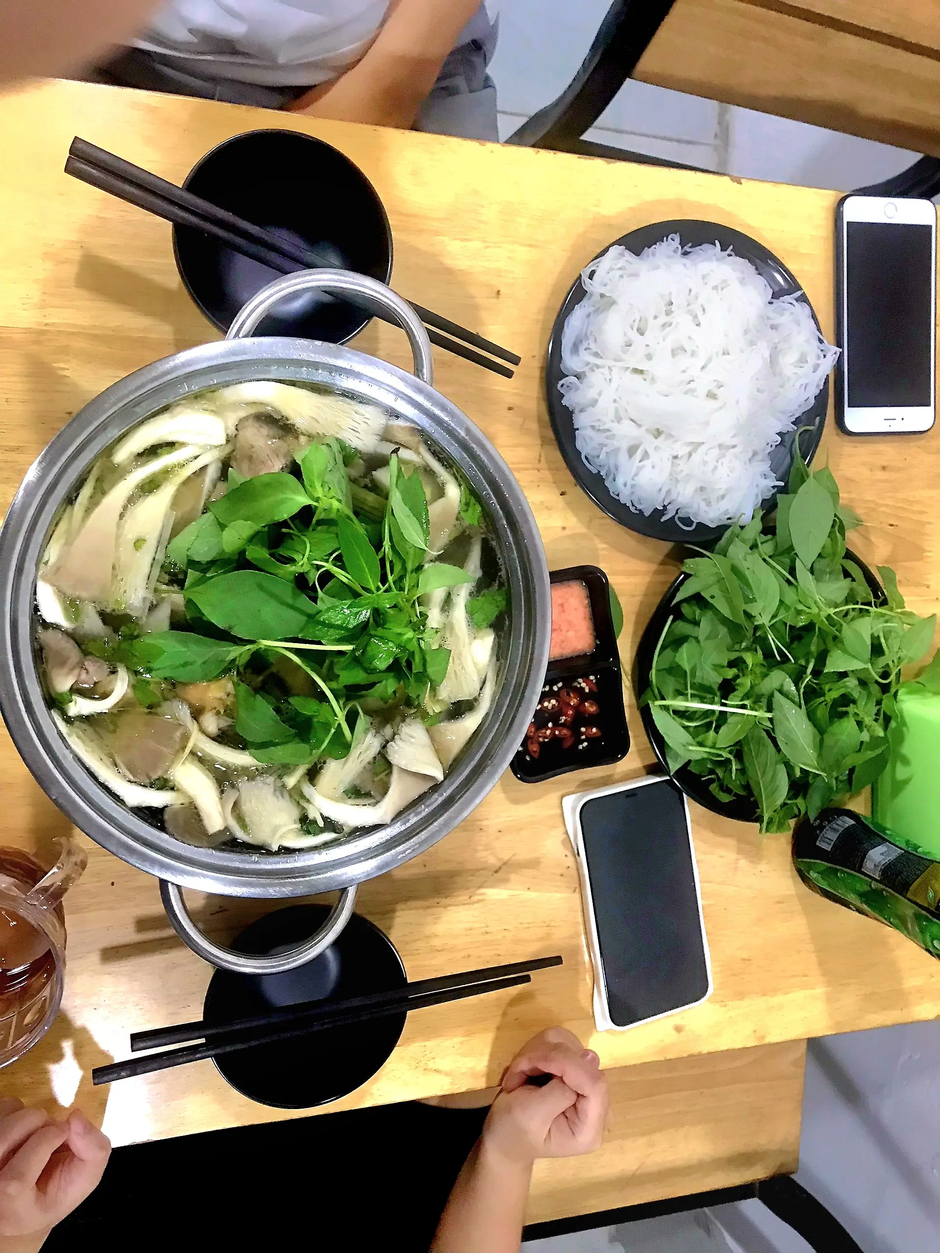 Hình ảnh Lẩu gà lá é - Size nhỏ 2 người