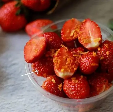 Hình ảnh Dâu tây lắc 