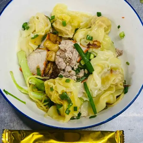 Hình ảnh Mì Hoành Thánh